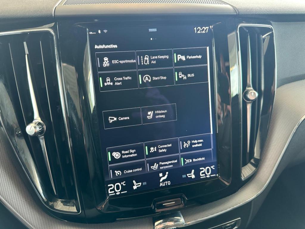 Volvo XC60 2.0 d5 awd r-design luchtvering | standkachel