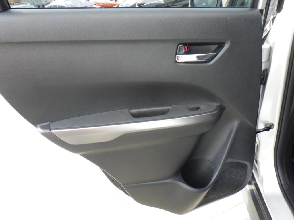 Suzuki Vitara 1.5 hybrid style