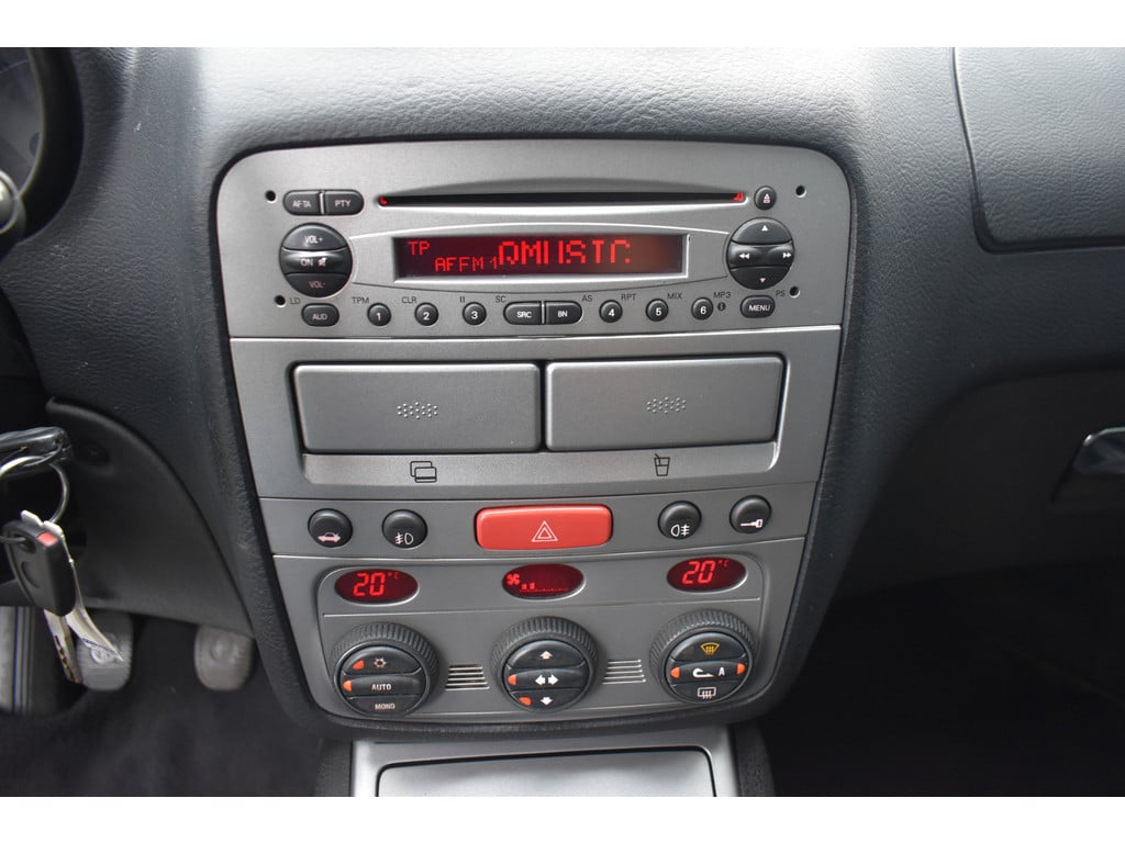 Alfa Romeo GT 2.0 jts distinctive