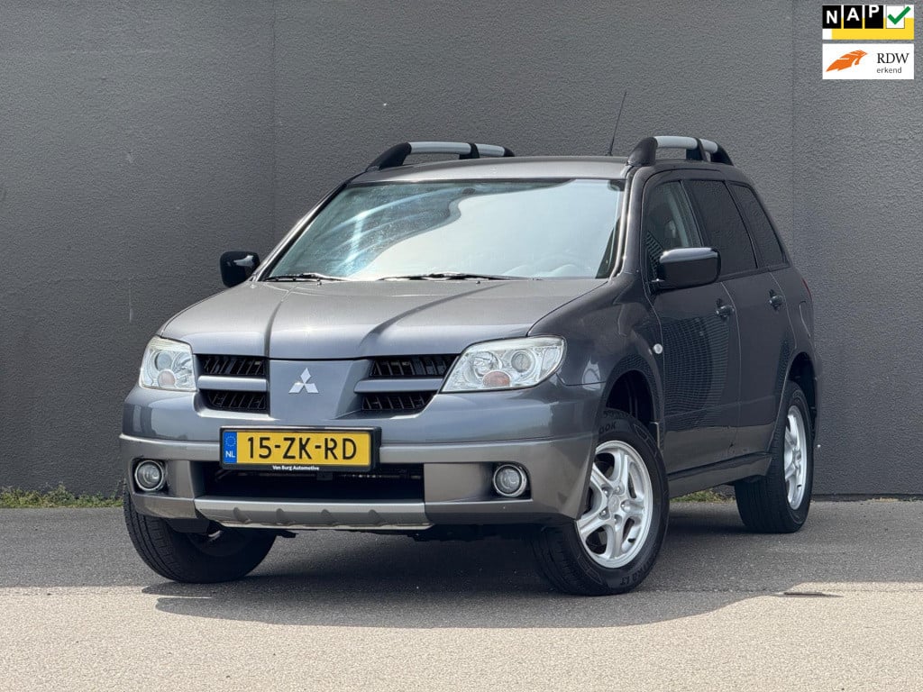 Mitsubishi Outlander 2.0 invite+
