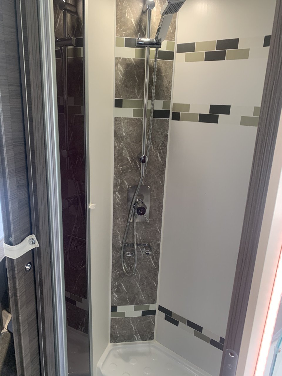 Mc Louis Carat 479G AUTOMAAT (Queensbed,Hefbed,Uniek mooi)