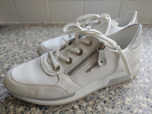 Sneakers wit, maat 39