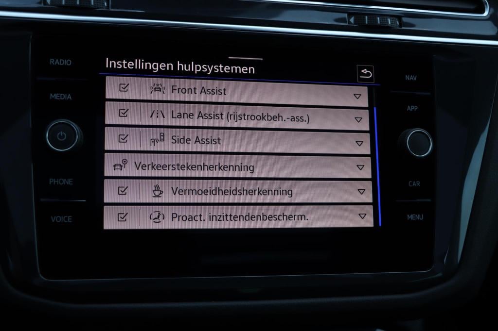 Volkswagen Tiguan 1.4 tsi ehybrid r-line business+ 245pk dsg6