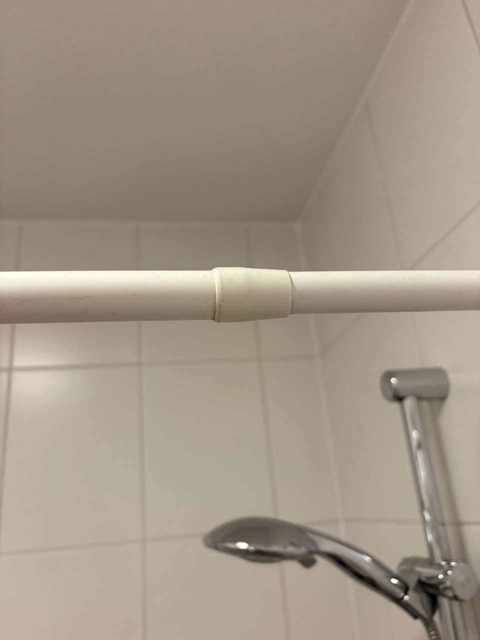 Douchegordijn met uitschuifbare stang