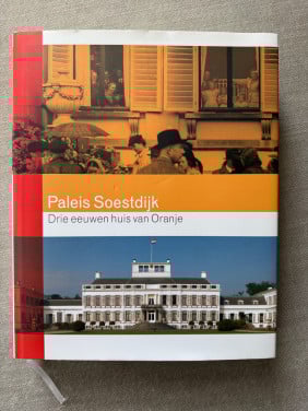 Drie eeuwen huis van Oranje Boek