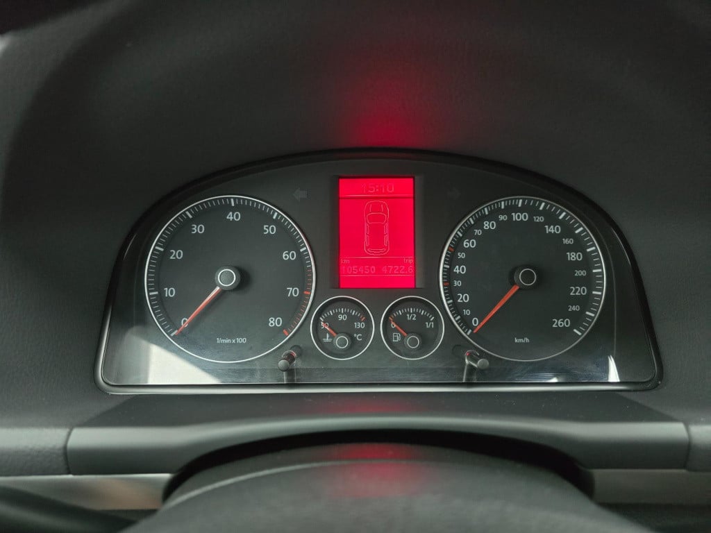 Volkswagen Touran occasion 1.4 tsi highline automaat en 7 zits(!) | tweedeh