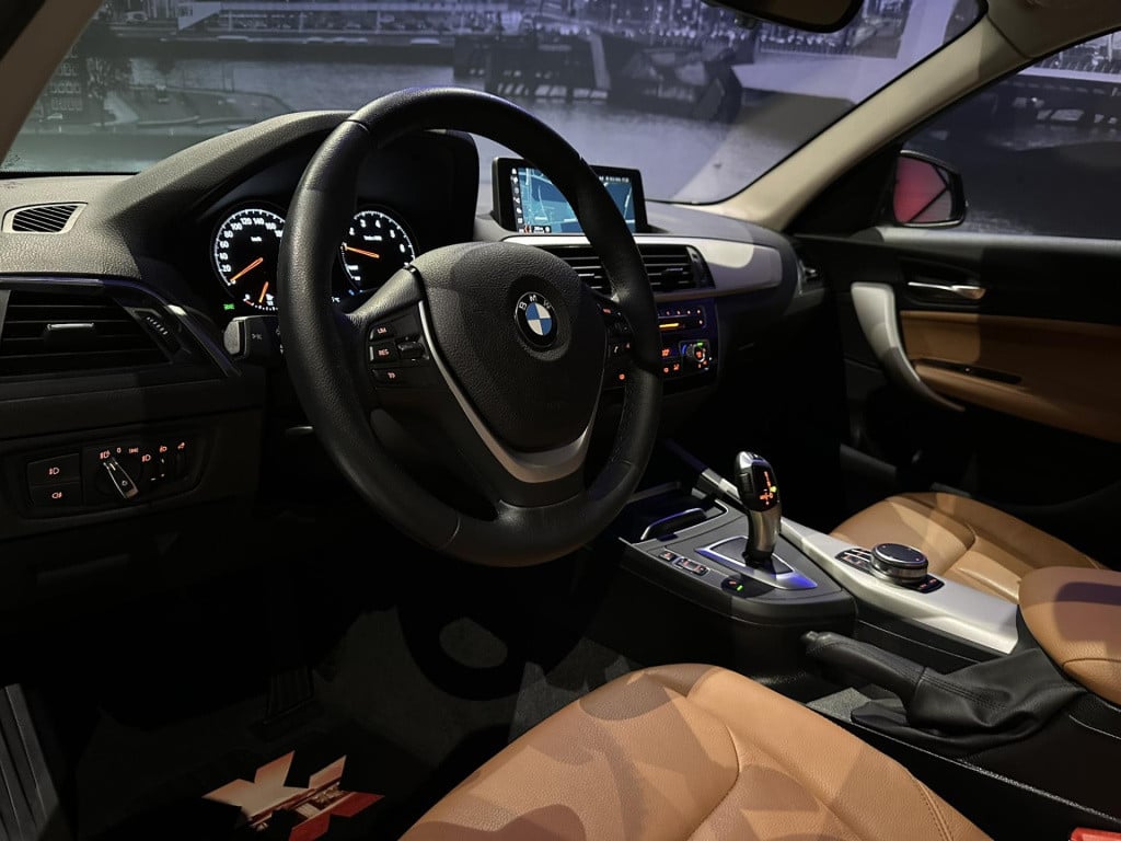 BMW 1 Serie 118i high executive *origineel nl*navi*clima*led*