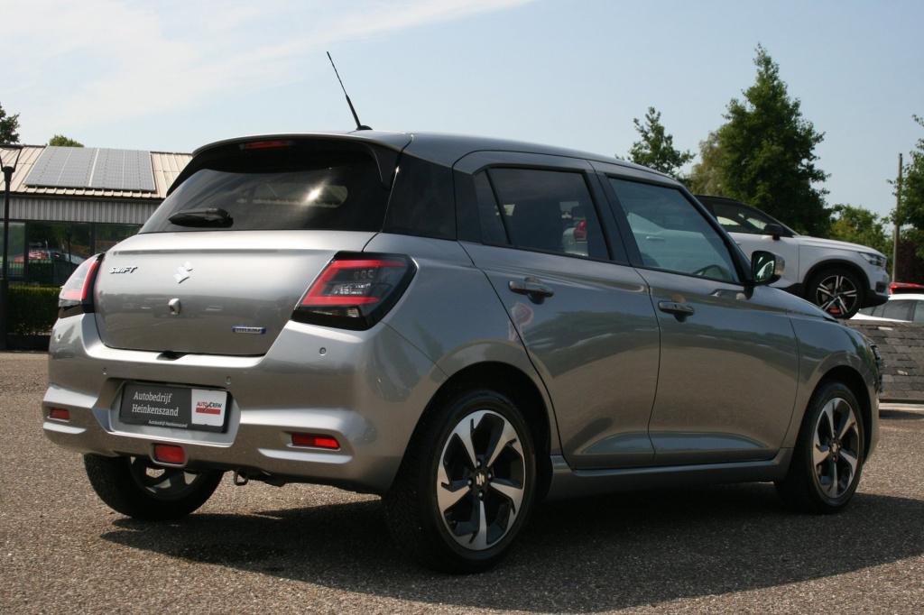 Suzuki Swift 1.2 style smart hybrid