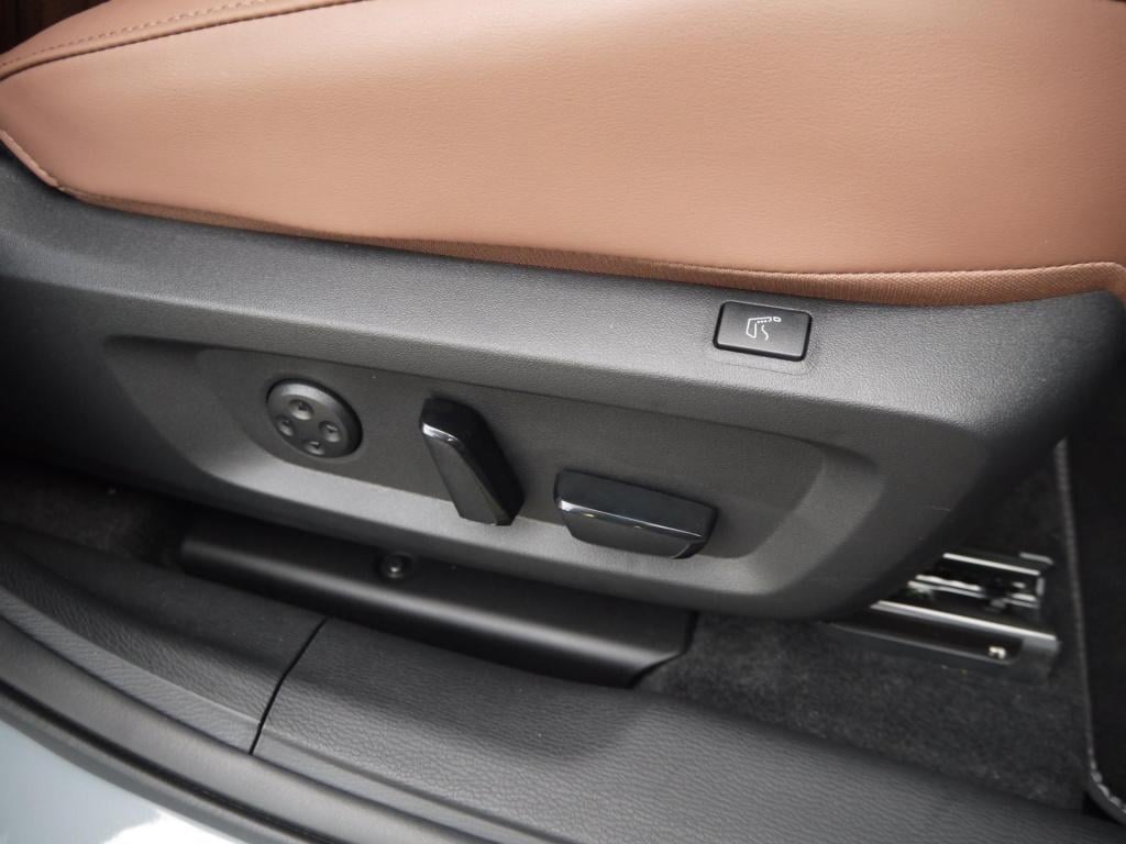 Mitsubishi Outlander 2.4 phev instyle+