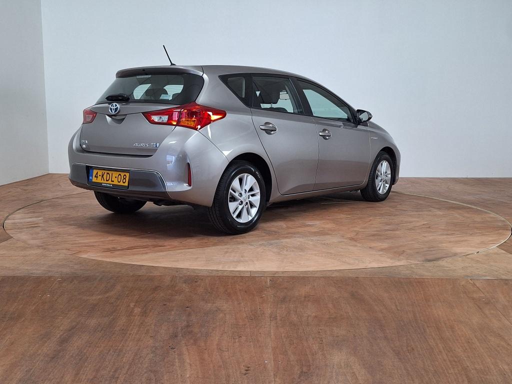 Toyota Auris 1.8 hybrid aspiration|verkocht