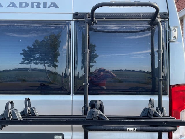 Thule fietsendrager, geschikt voor buscamper.