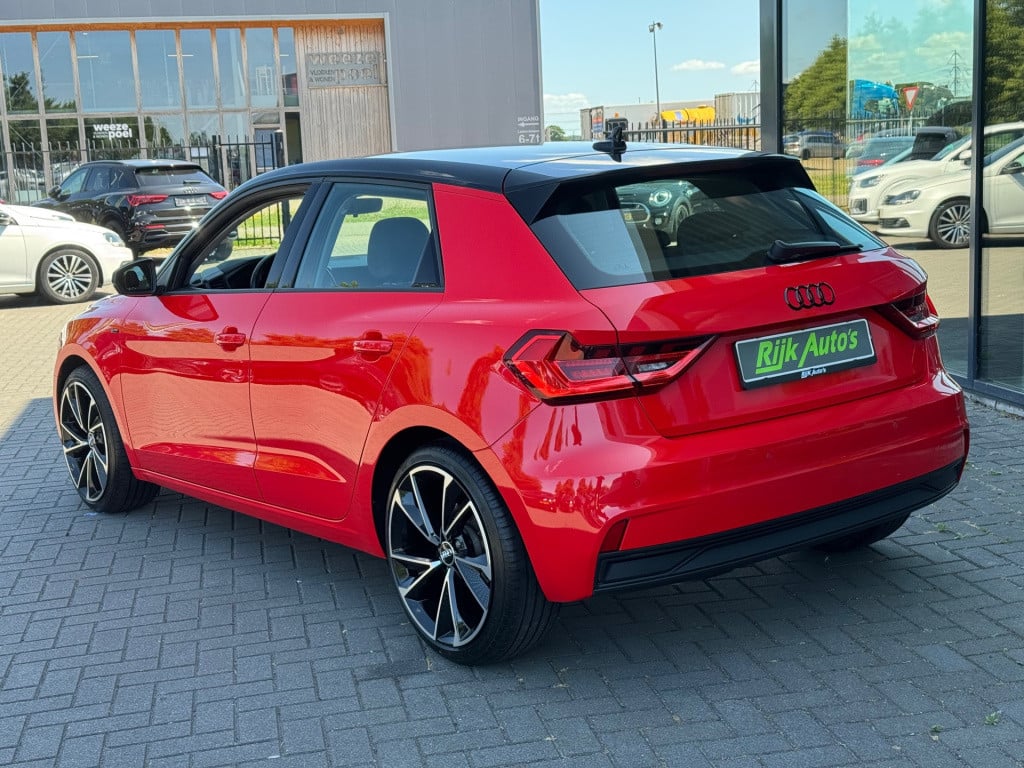 Audi A1 Sportback 30 tfsi * led * stoelverwarming * pdc * virtual cockpit