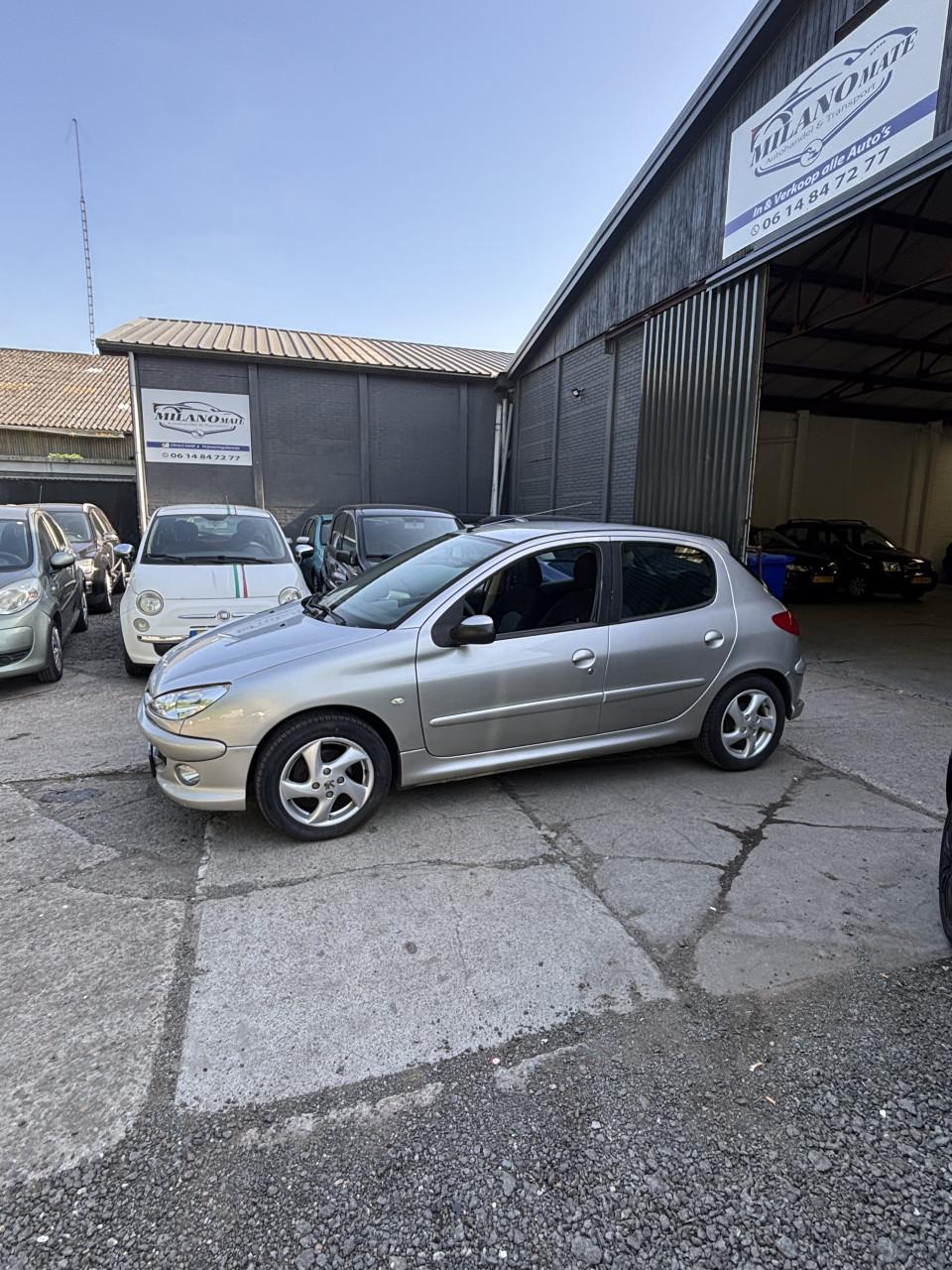 Peugeot 206