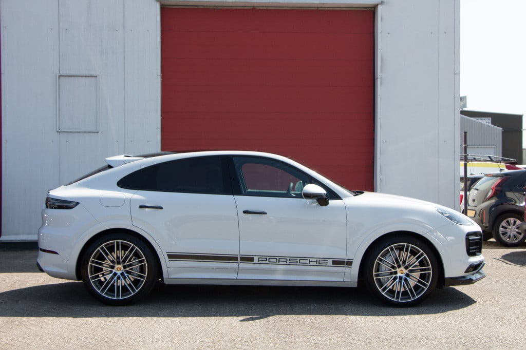 Porsche Cayenne coupé 3.0 340pk | sport design | sport chrono | pasm