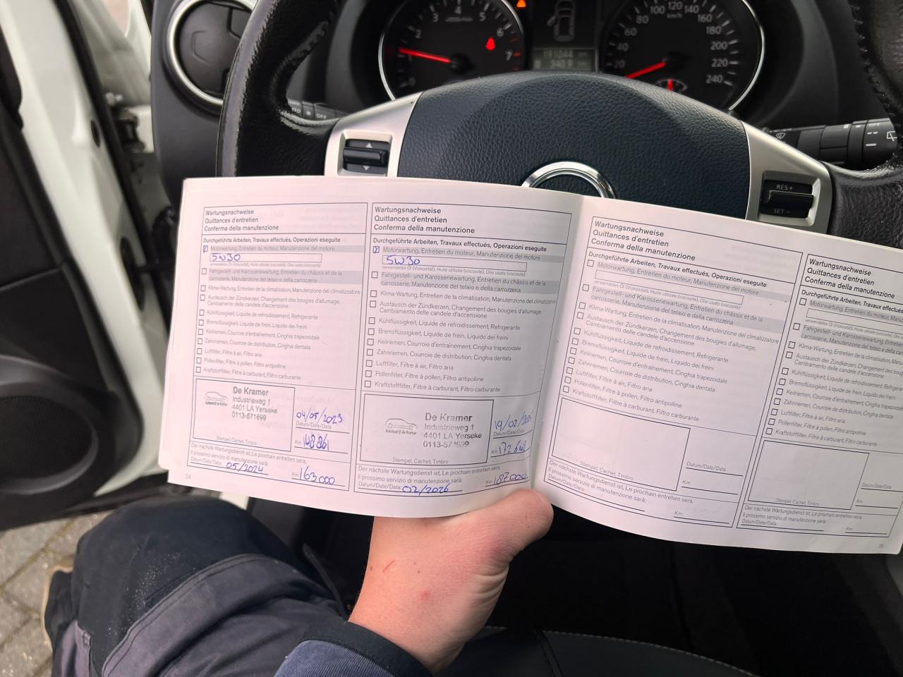 Nissan Qashqai 2.0 Connect Edition