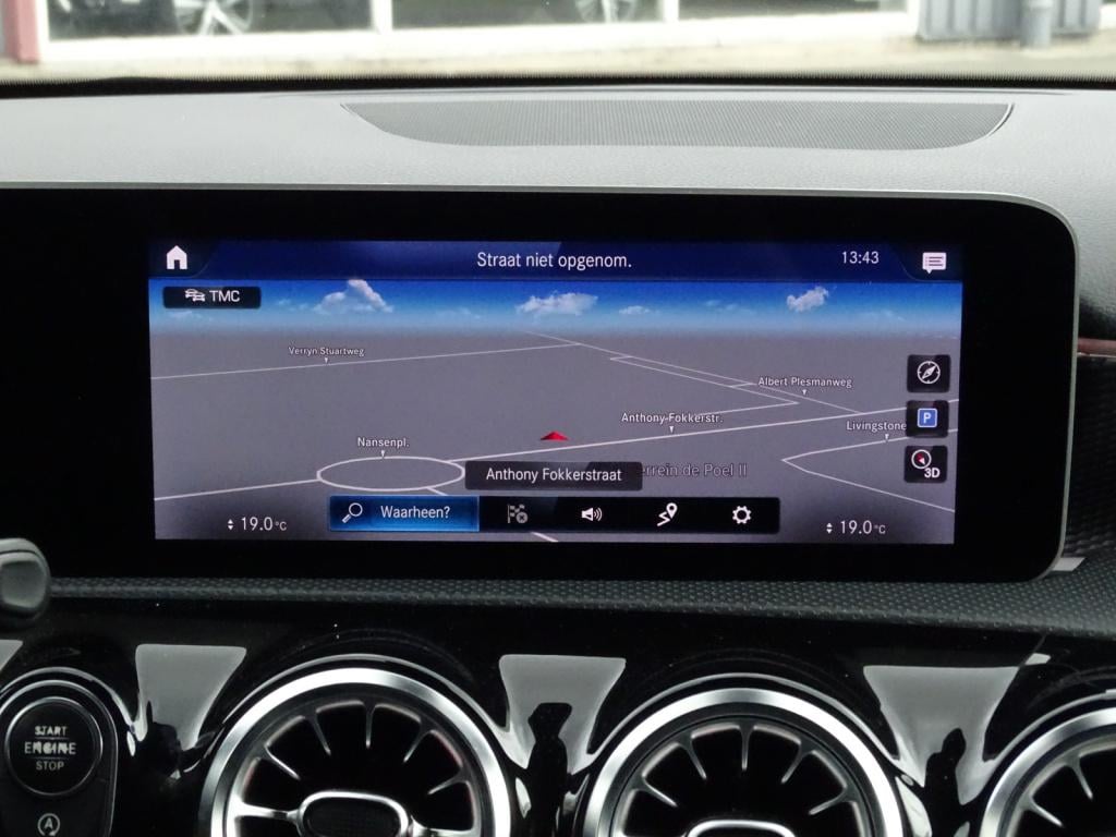 Mercedes-Benz A-Klasse 200 business solution plus upgrade | camera | led | 