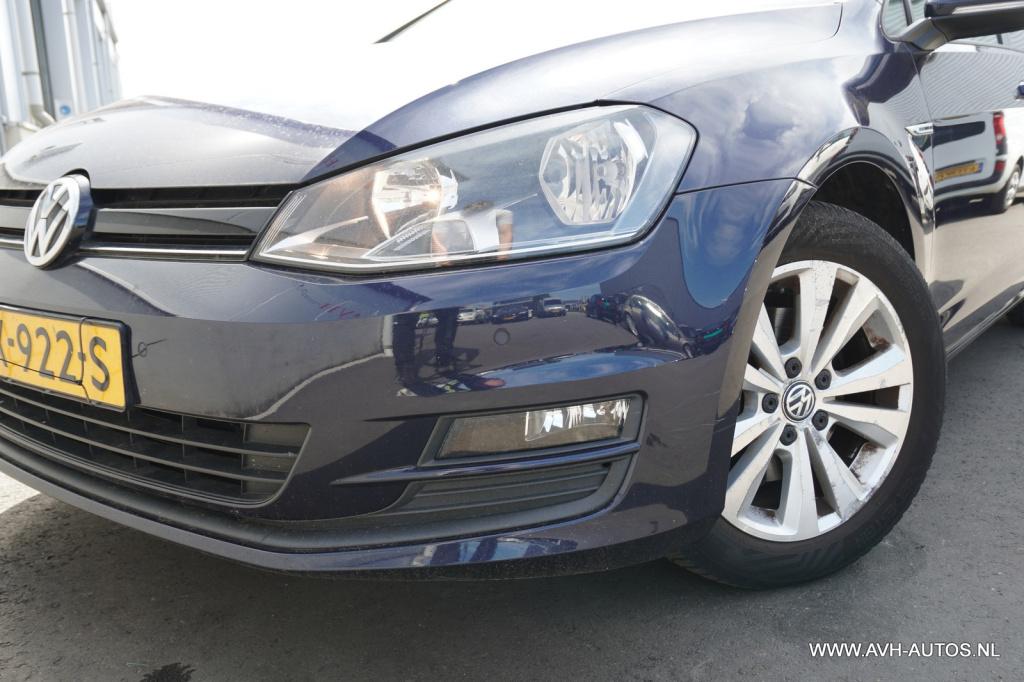 Volkswagen Golf variant 1.0 tsi business edition connected