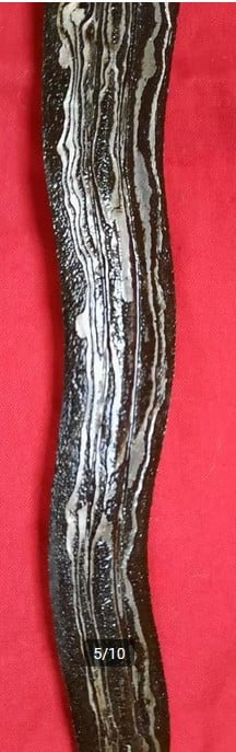 Naga Sasra kris