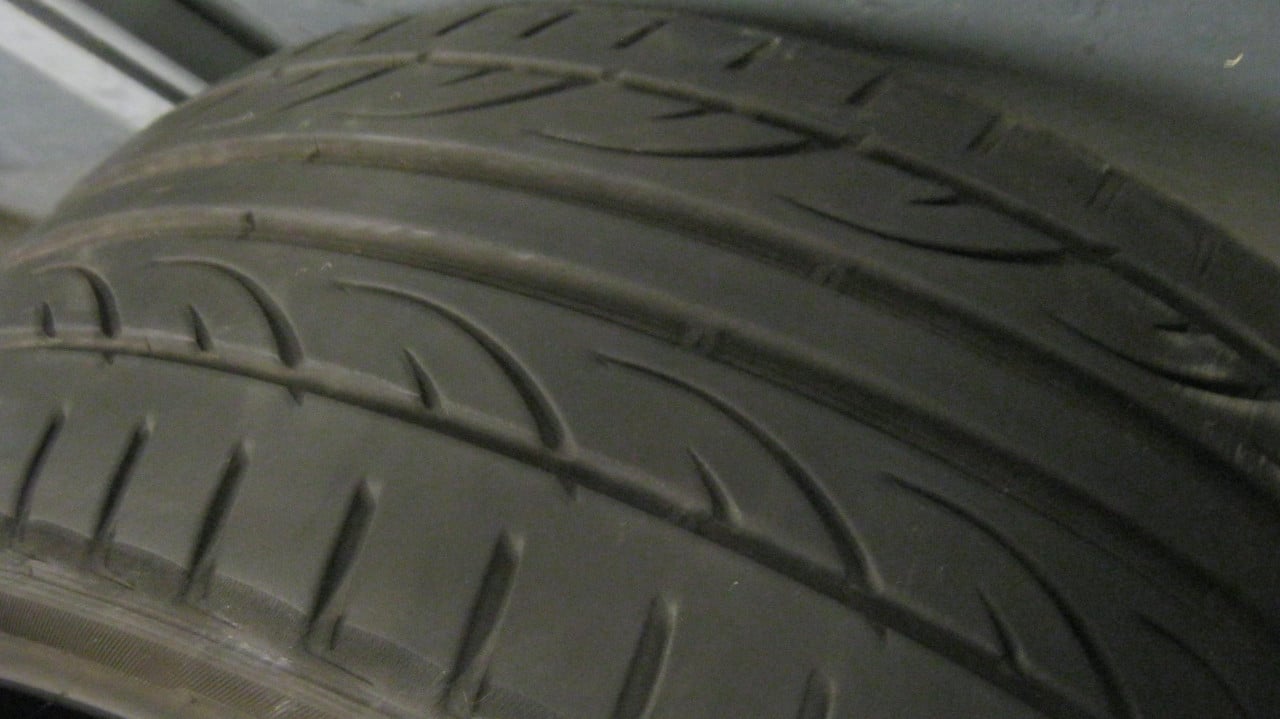 Te koop hankook ventus 2 zomerbanden 4x voor 120 euro