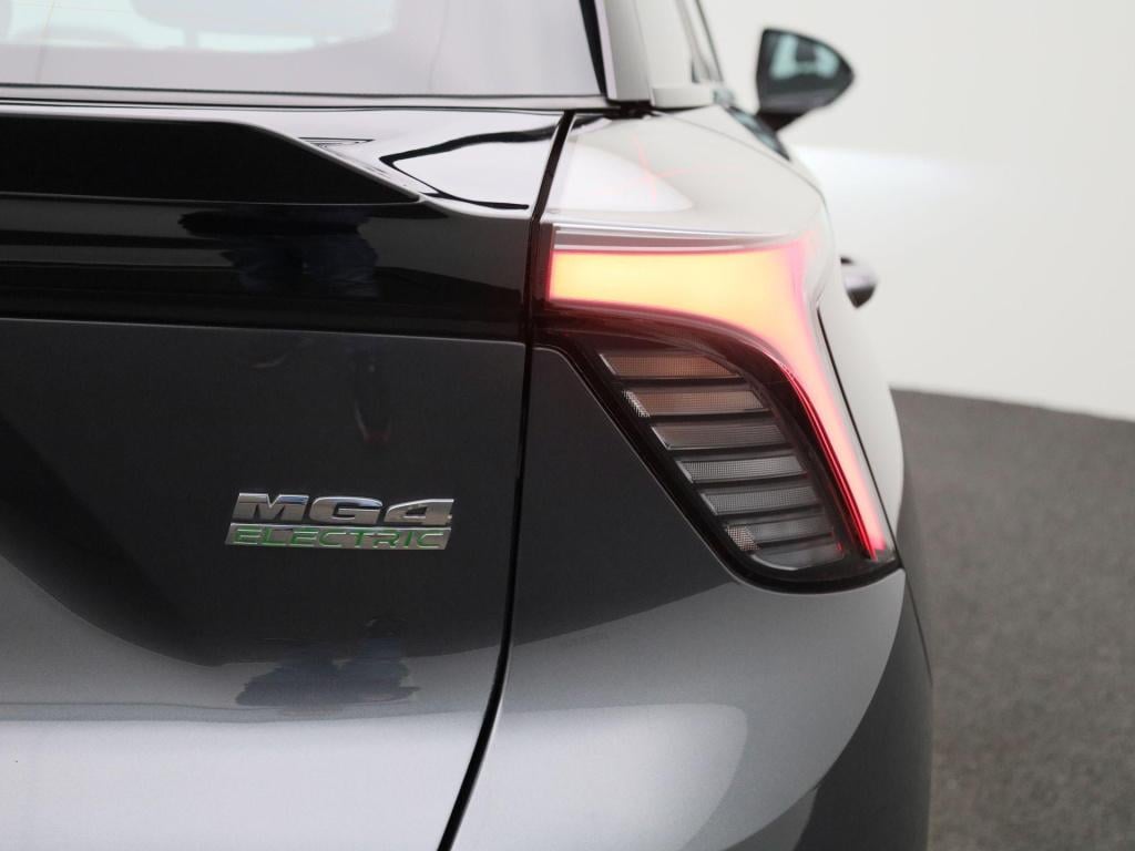 MG Mg4 51 kwh standard | automaat | climate control | apple carplay / andro