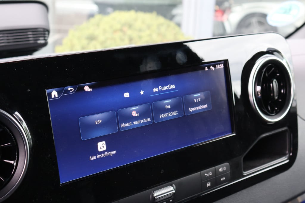 Mercedes-Benz Sprinter 319 1.9 cdi l2 l distronic l 3,5 t trekhaak l led l 