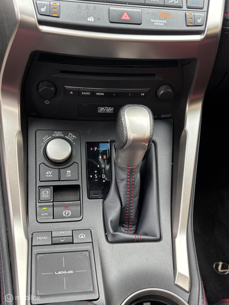 Lexus Nx 300h awd f sport line