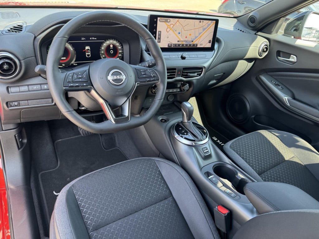 Nissan Juke 1.6 hybrid n-connecta cold pack