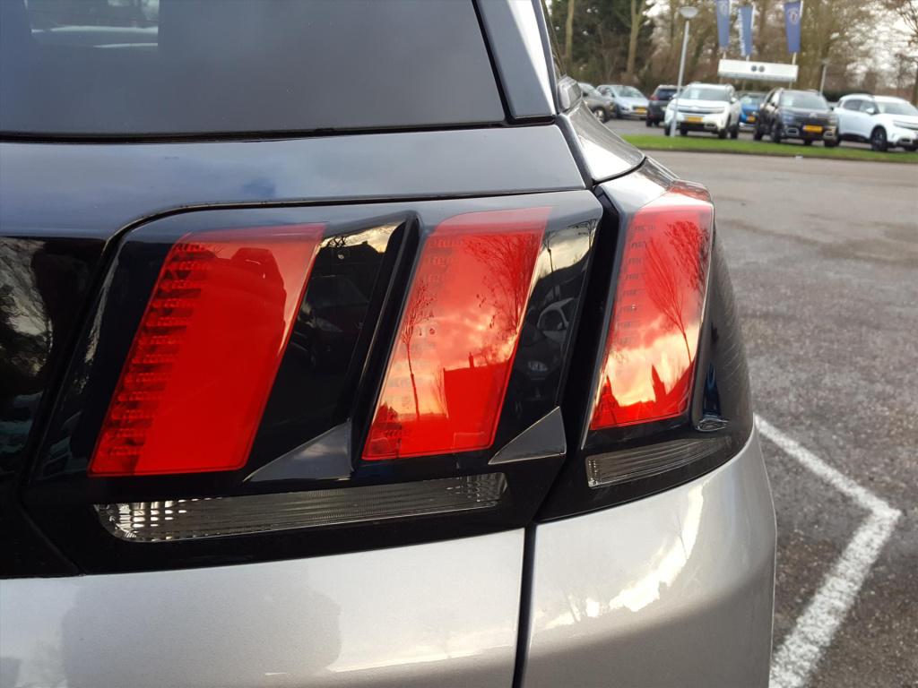 Peugeot 3008 allure 1.2pt-130pk navigatie | trekhaakafn | apple carplay & a