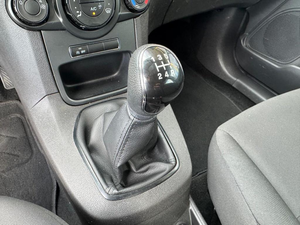 Ford Fiesta 1.0 style essential