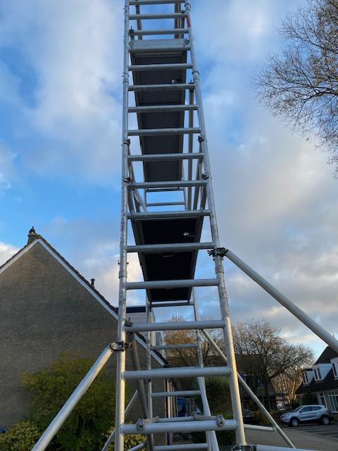 Te koop aluminium rolsteiger van Kelfort