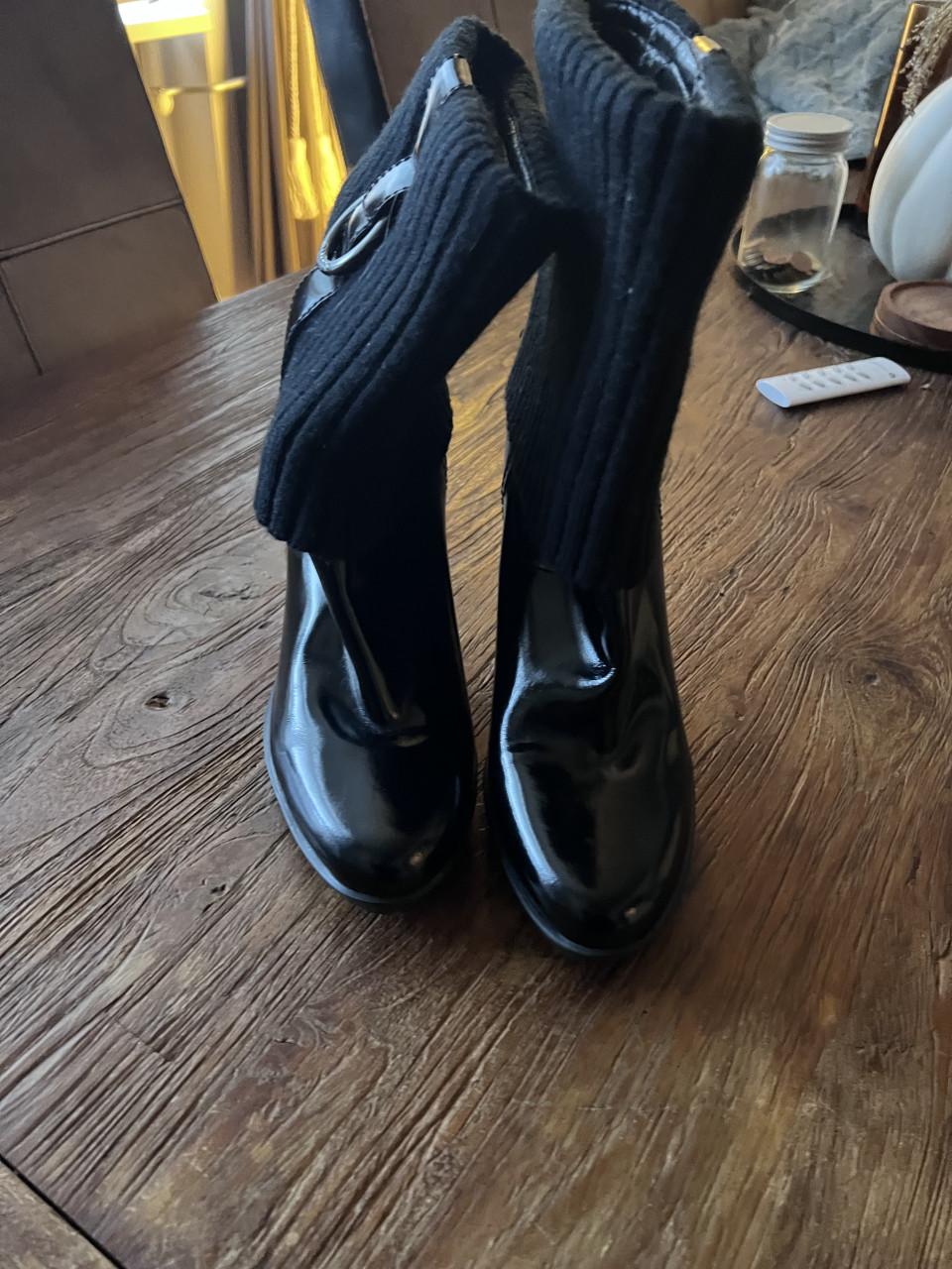 Mooie GUESS laarsjes MT 39