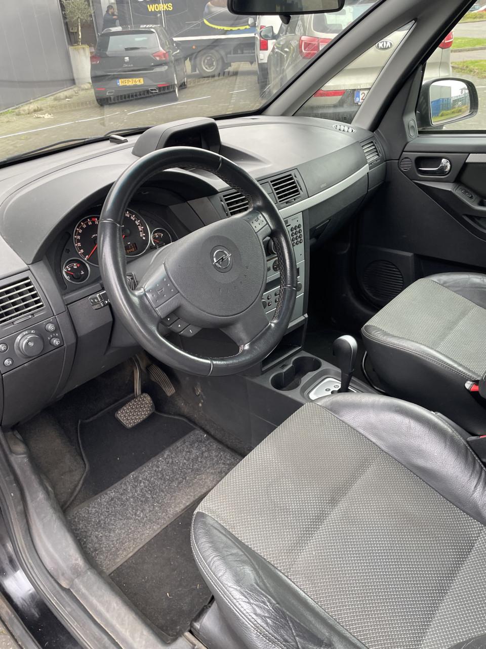 Opel Meriva 1.6 16V 77KW Easytronic 2010 Zwart | AUTOMAAT