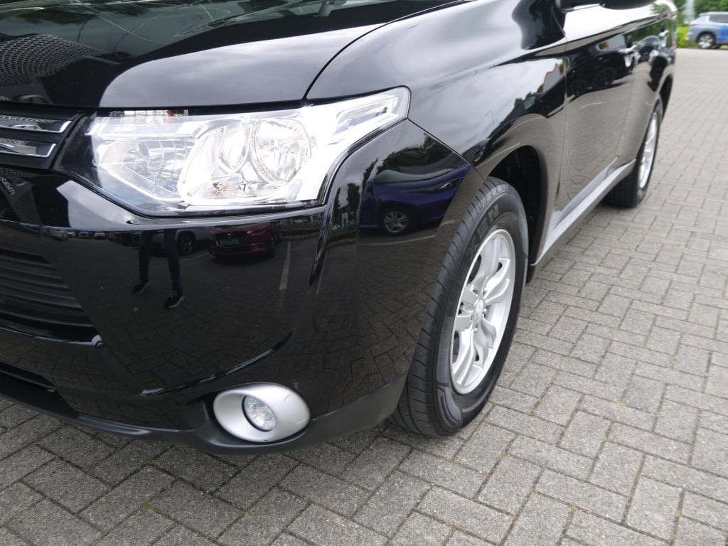 Mitsubishi Outlander 2.0 intense|trekhaak|rijklaar