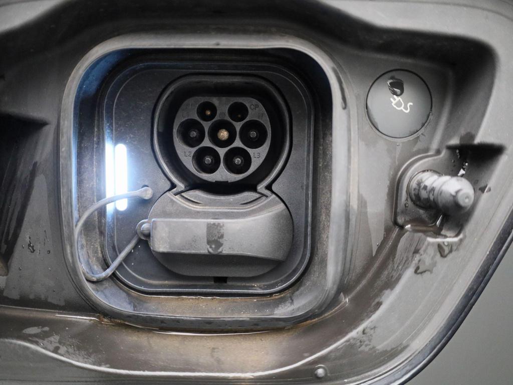 Volvo XC40 recharge core | automaat | apple carplay / android auto | virtua