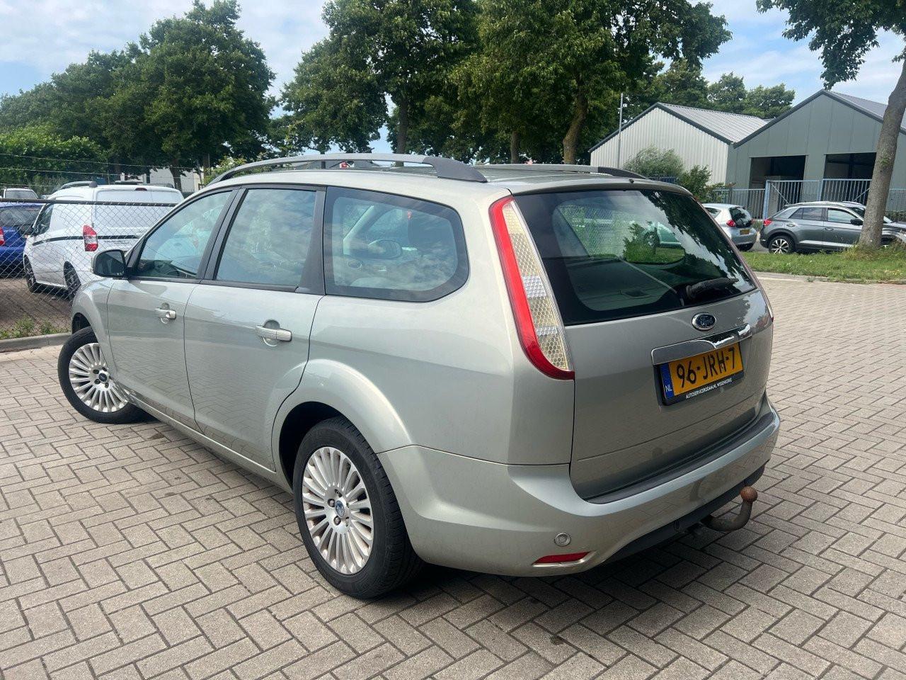 Ford Focus Wagon - 1.8 Titanium Flexi Fuel