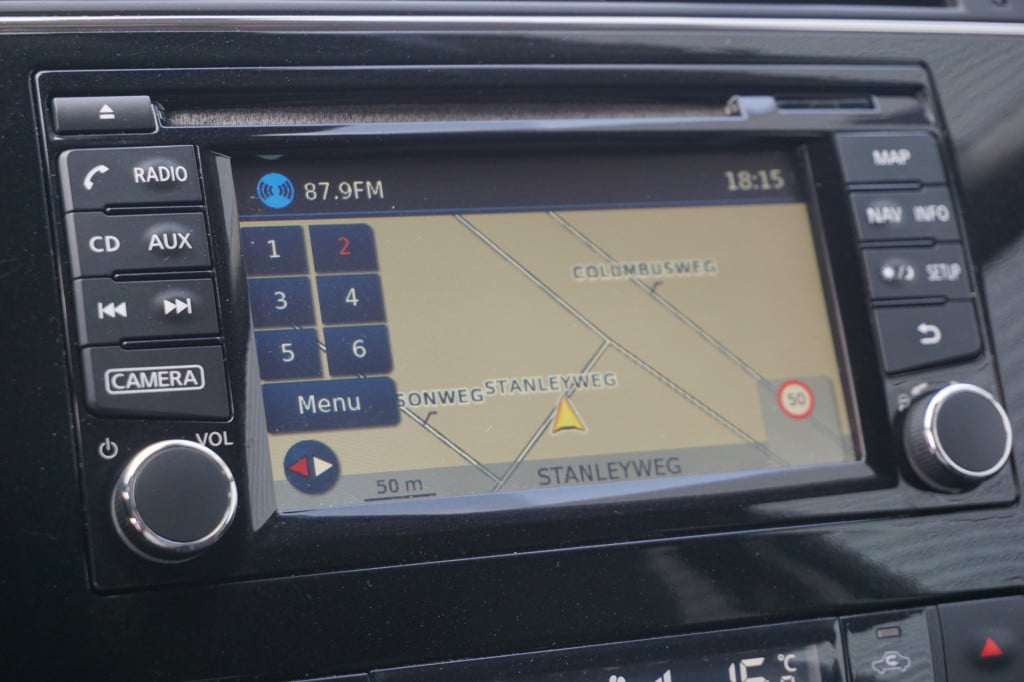 Nissan Pulsar 1.2 dig-t n-connecta airco / cruise / navi / camera / elektr.