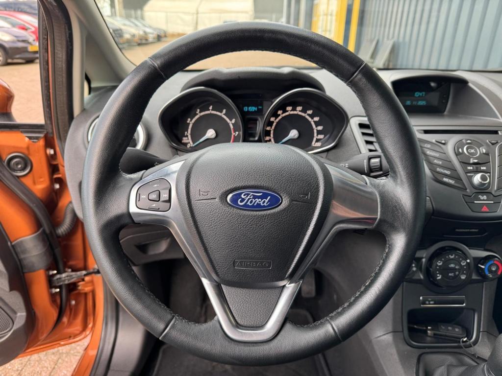 Ford Fiesta 1.0 style essential
