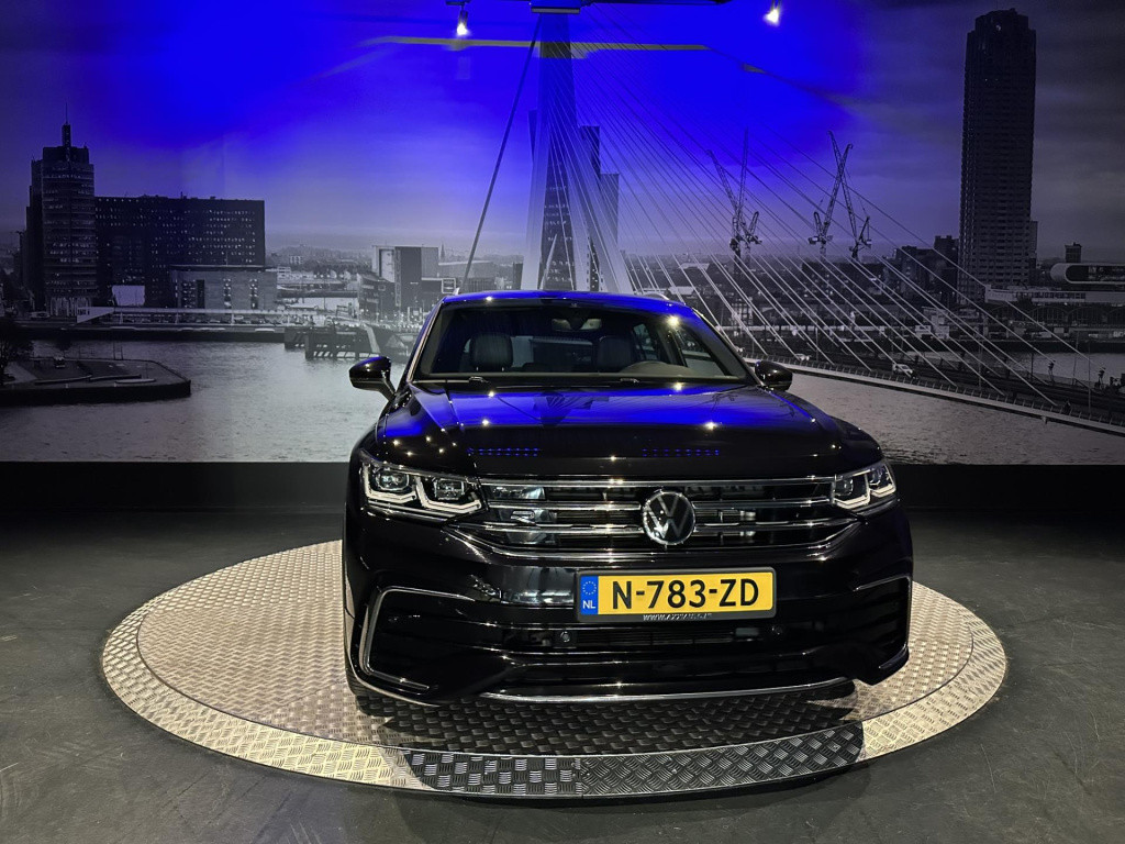 Volkswagen Tiguan 1.5 tsi r-line business+ my 2021 *pano*memory*camera*trek