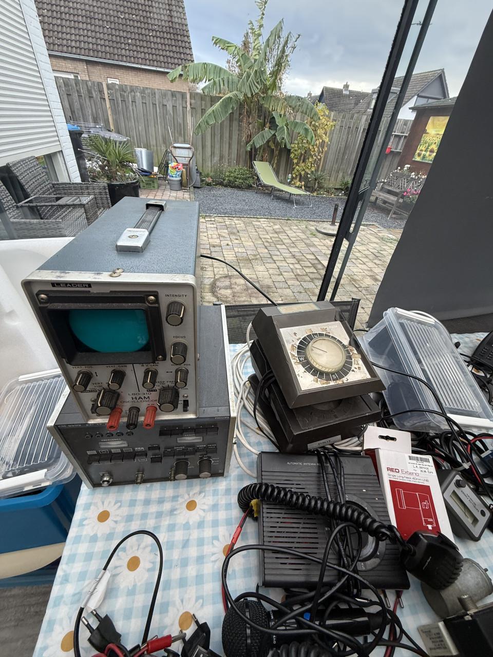 Diverse zendamateur apparatuur