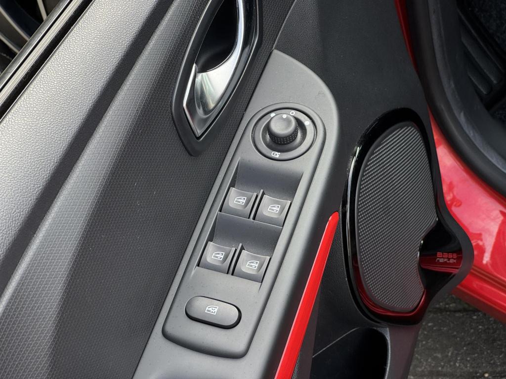 Renault Clio estate 0.9 tce dynamique r-link, city pack incl. trekhaak!