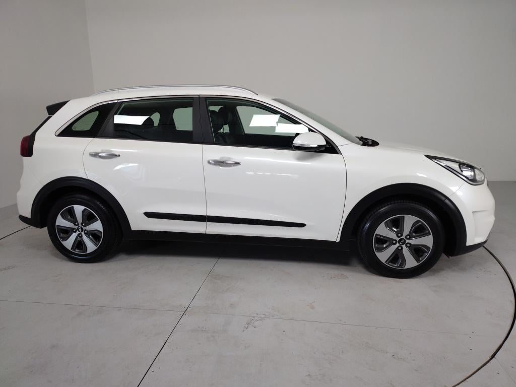 Kia Niro 1.6 gdi hybrid first edition | trekhaak