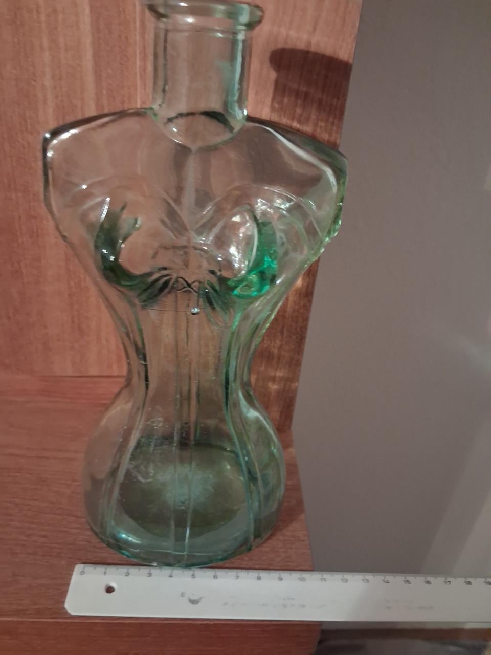 Vaas of fles in de vorm van een buste