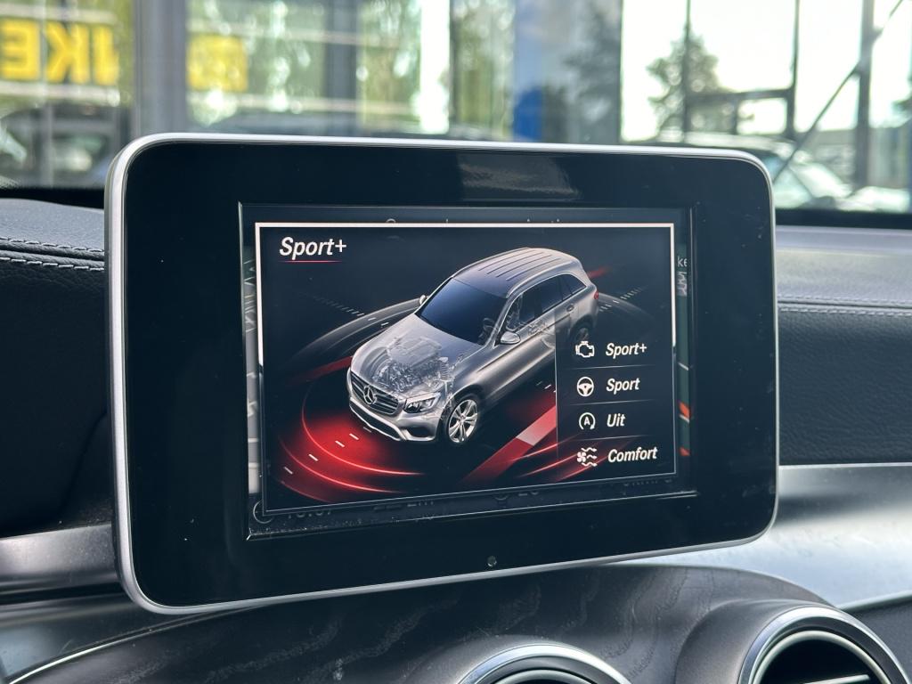 Mercedes-Benz Glc 250 4matic prestige l panoramadak l elektrische trekhaak 