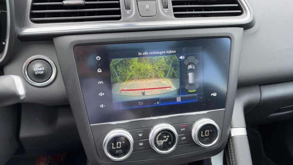 Renault Kadjar tce 140 intens | trekhaak | panoramadak | 19 inch | navigati