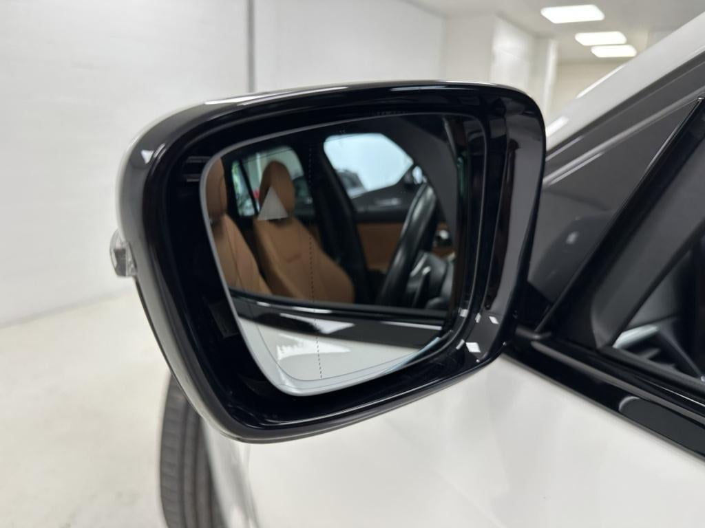 BMW 3-serie touring 330e xdrive | cognac bekleding | panoramadak | head-up-
