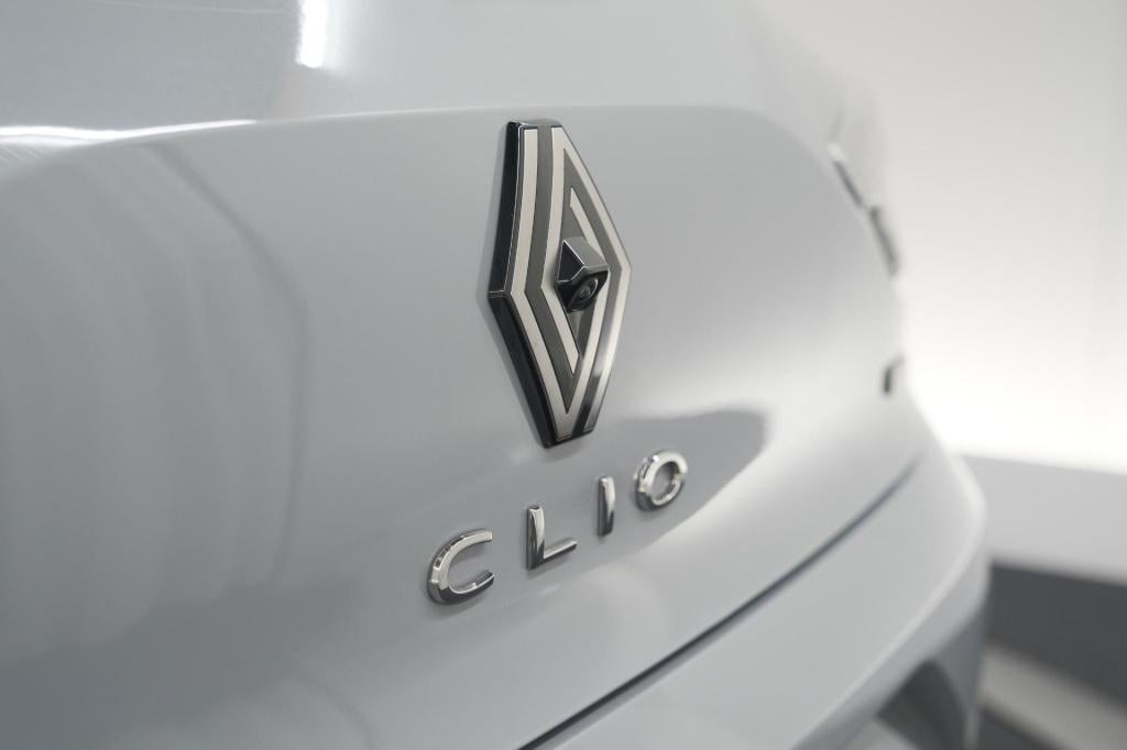 Renault Clio 1.6 e-tech full hybrid 145 techno | 360 camera | adaptieve cru