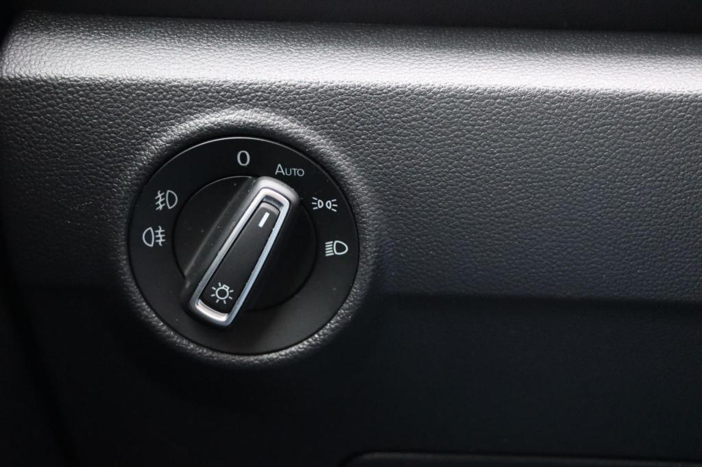 Volkswagen T-roc 1.5 tsi sport