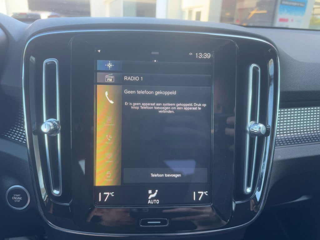 Volvo XC40 1.5 t4 recharge r-design