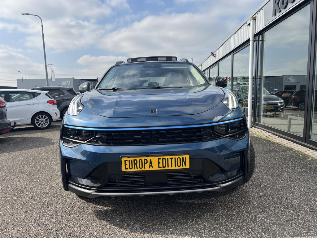 Lynk & Co 01 1.5 261pk plug in hybrid , panodak , 360 camera