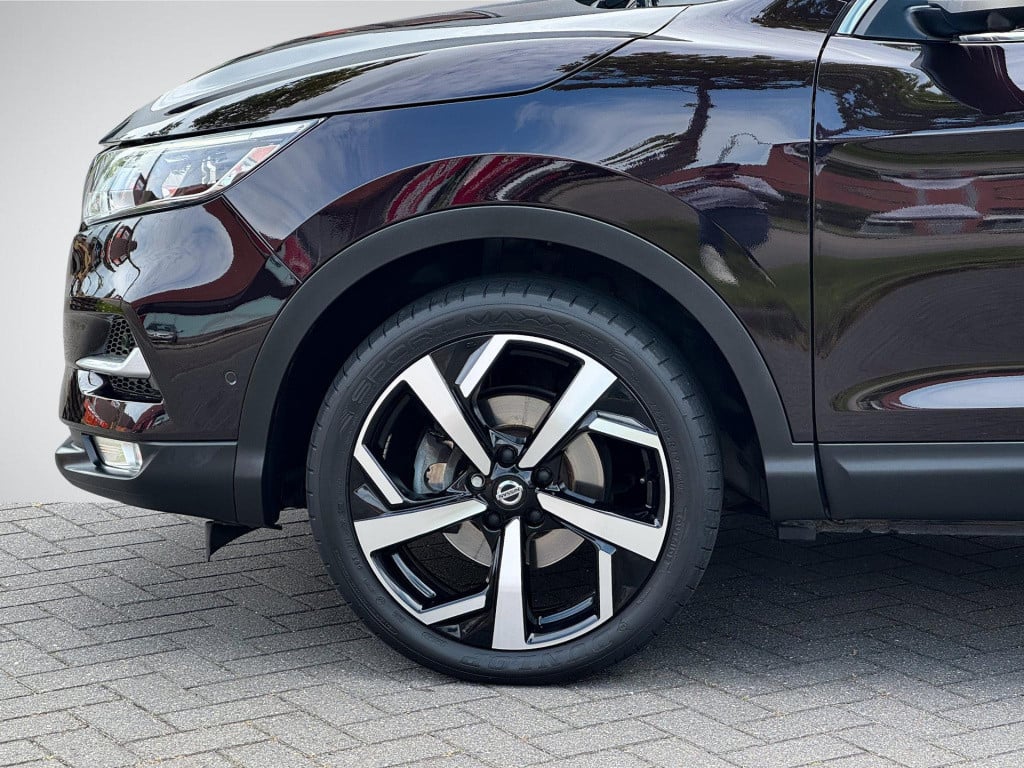 Nissan Qashqai 1.2 tekna + | trekhaak | panoramadak | nappa leder | bose au
